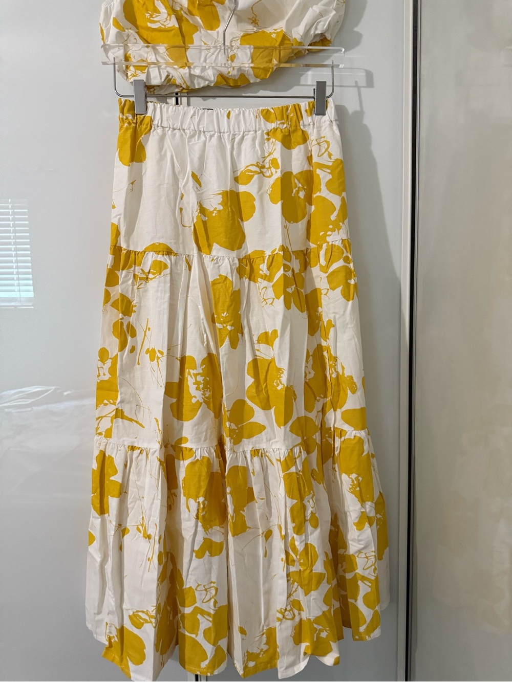 SHEIN White Maxi Skirt with Yellow Floral Print